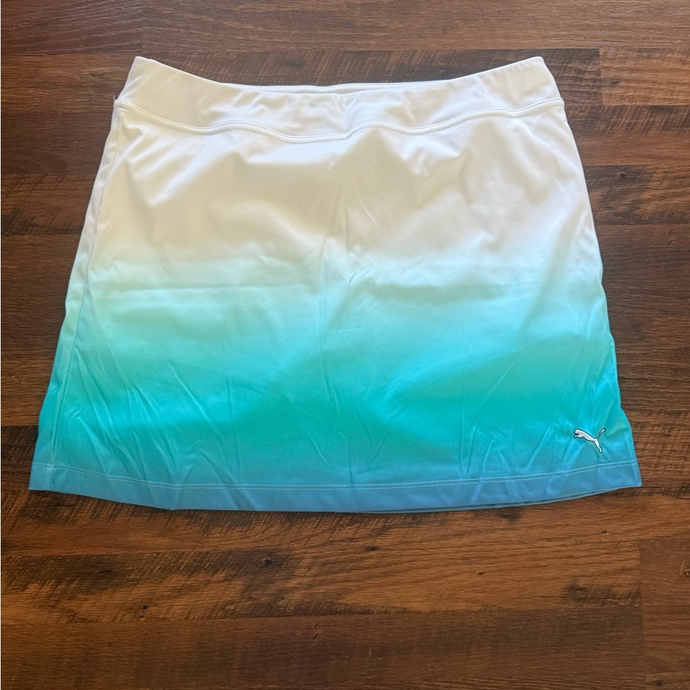 Puma Women’s White to Teal Gradient Mini Skirt